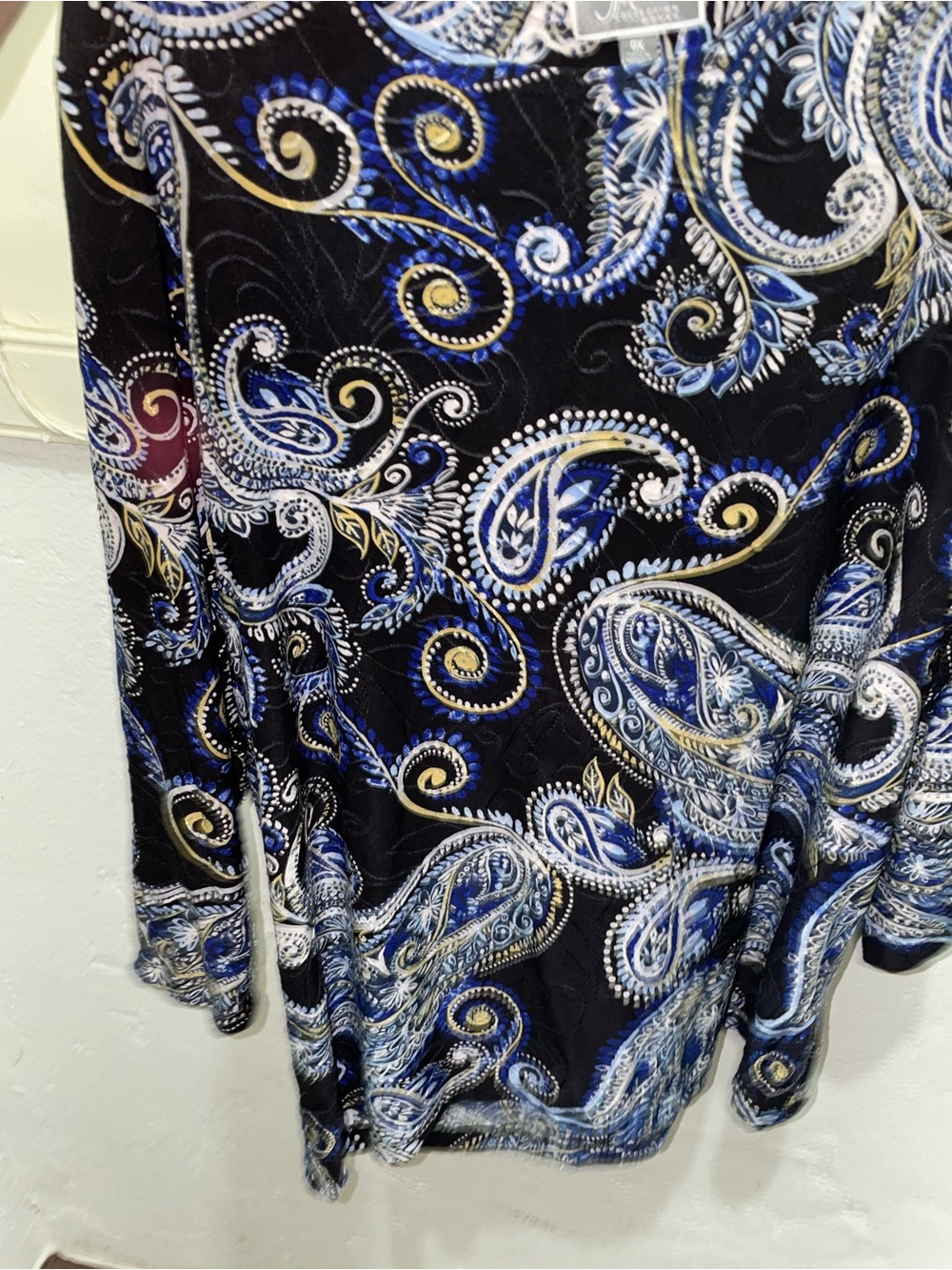 JM Collection Blue & Gold Paisley Keyhole Tunic Top – Size 0X